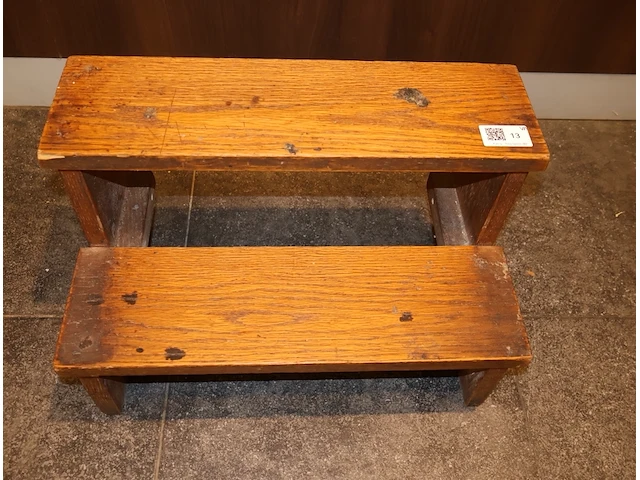 Opstapje hout - afbeelding 2 van  3