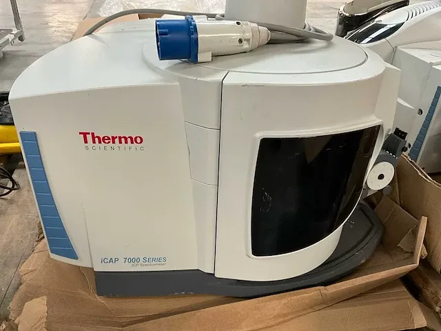 Optical emission spectrometer thermo fisher scientific icap 7400 duo - afbeelding 2 van  7