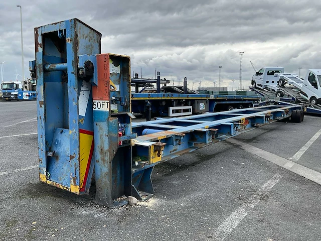 Optrek containerchassis voor onderdelen - afbeelding 1 van  14