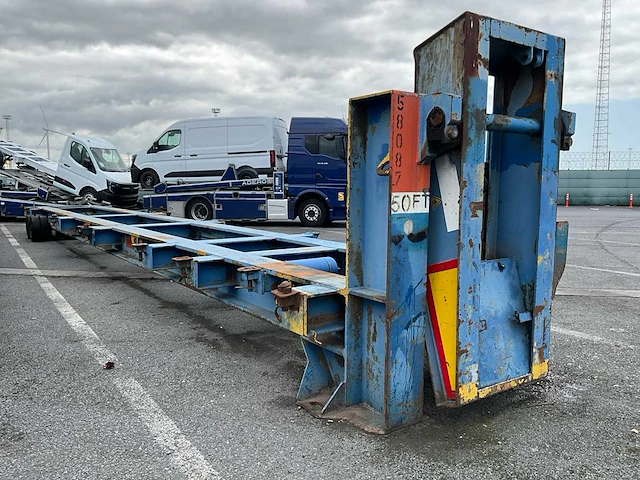 Optrek containerchassis voor onderdelen - afbeelding 8 van  14
