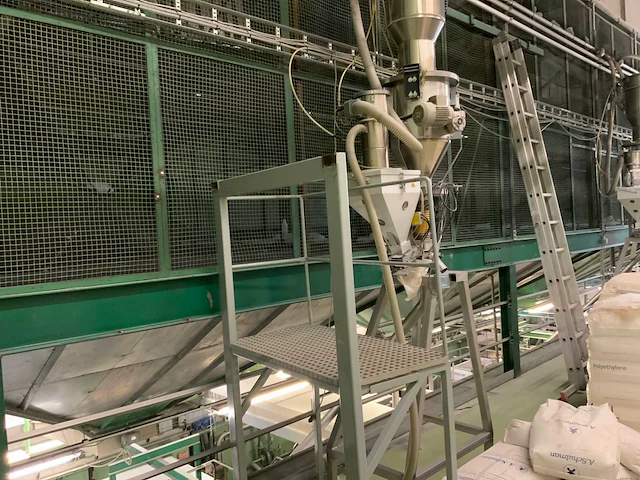 Opvang silo’s voor pet flessen (4x) - afbeelding 3 van  17