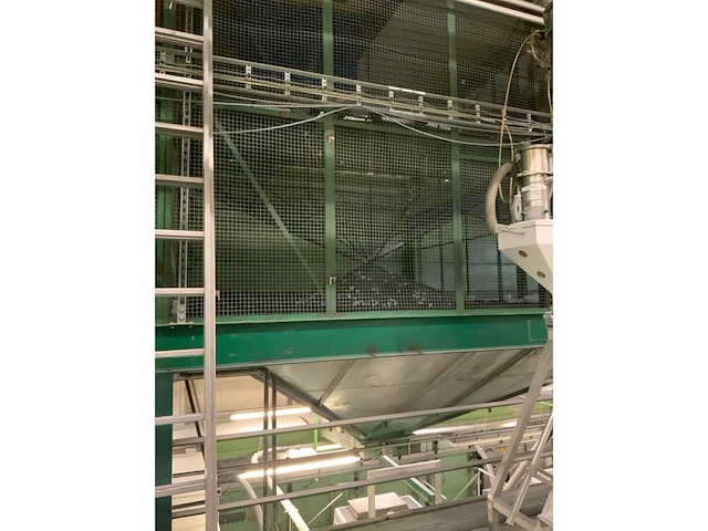 Opvang silo’s voor pet flessen (4x) - afbeelding 17 van  17