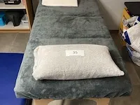 Opvouwbare massagetafel physionics - afbeelding 1 van  5