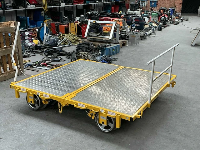 Opvouwbare spoorweg wagen - rail cart - afbeelding 1 van  6