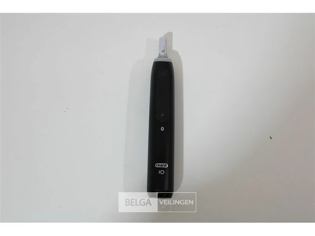 Oral-b io 5s black elektrische tandenborstel - afbeelding 1 van  3