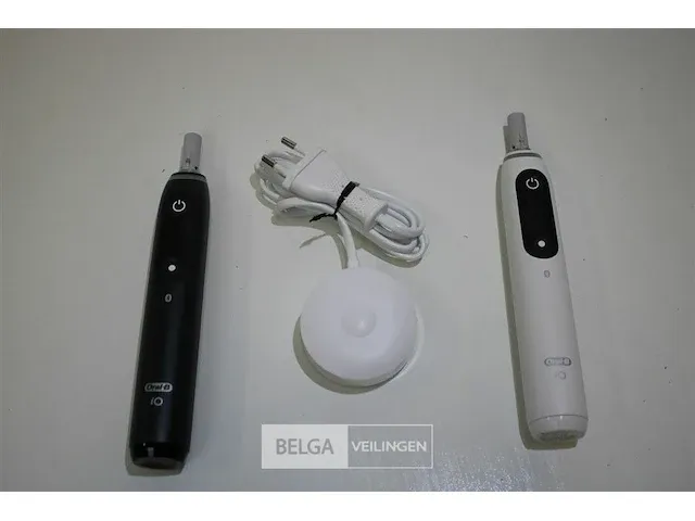 Oral-b io-8 duo pack black/white elektrische tandenborstel - afbeelding 2 van  2