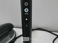 Oral-b io 9 elektrische tandenborstel zwart - afbeelding 2 van  4