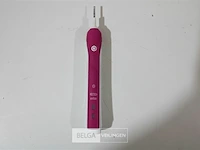 Oral-b smart 4900 pink elektrische tandenborstel - afbeelding 1 van  2