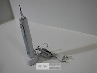 Oral-b smart sensitive elektrische tandenborstel - afbeelding 3 van  4