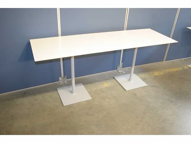 Orange - kantinetafel - afbeelding 1 van  3