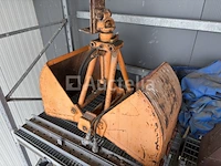 Oranje grijpbak - afbeelding 5 van  10