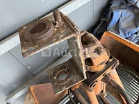 Oranje grijpbak - afbeelding 10 van  10