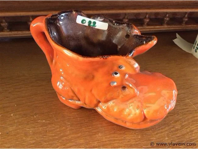 Oranje schoen keramiek - afbeelding 1 van  2