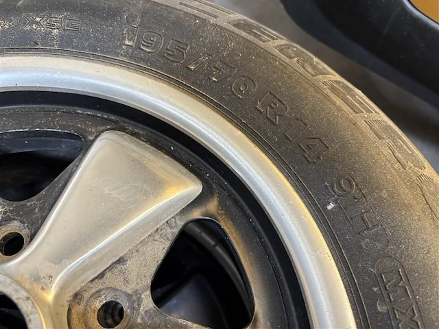Originele fuchs wielen porsche 911 - afbeelding 5 van  5