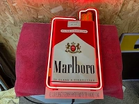 Originele marlboro neon lichtreclame - afbeelding 1 van  5