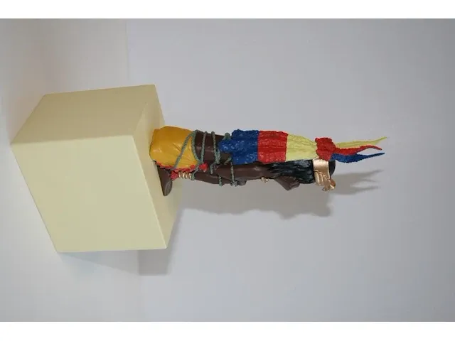 Originele 'rascar capac' - 28cm + certificaat - afbeelding 11 van  12