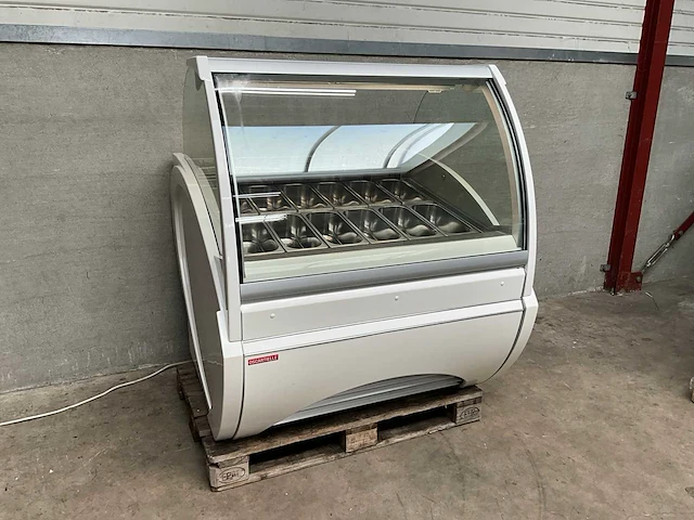Oscartielle - dorado gelato 12 - schepijsvitrine - afbeelding 1 van  8