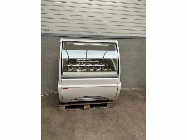 Oscartielle - dorado gelato 12 - schepijsvitrine - afbeelding 2 van  8