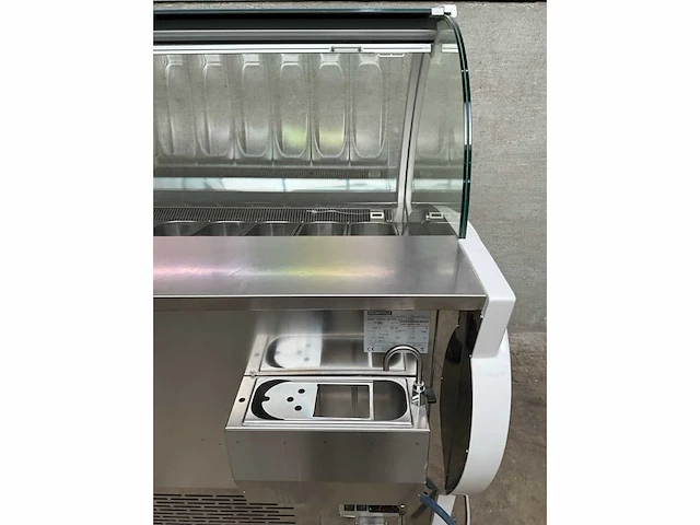 Oscartielle - dorado gelato 12 - schepijsvitrine - afbeelding 6 van  8