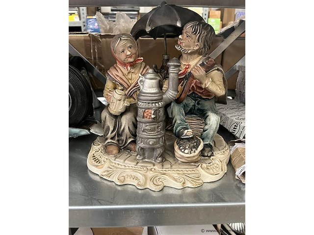 Oud beeldje - afbeelding 1 van  4