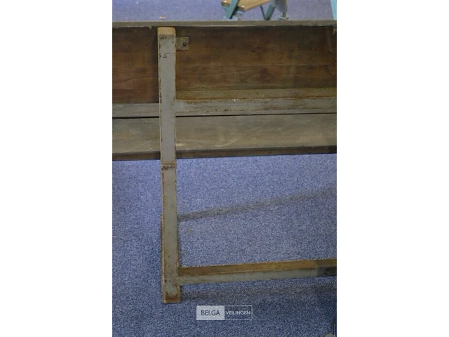 Oud houten bankje - afbeelding 4 van  4