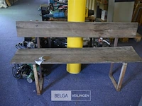 Oud houten bankje - afbeelding 1 van  3