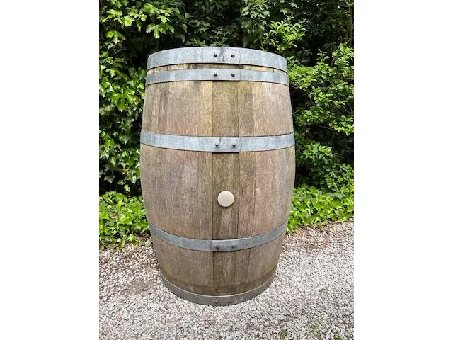 Oud houten wijnvat of regenton - afbeelding 3 van  6