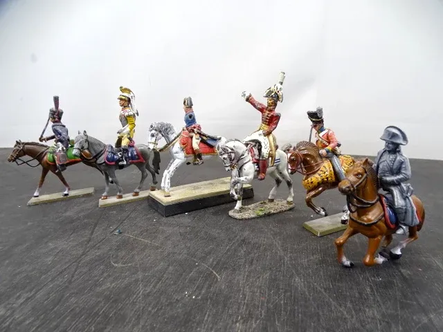 Oud miniatuur speelgoed in lood - afbeelding 1 van  4