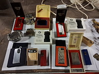 Oude aanstekers 15 st - afbeelding 1 van  3