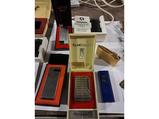 Oude aanstekers 15 st - afbeelding 3 van  3