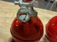 Oude brandblus apparaten 2 stuks - afbeelding 1 van  5