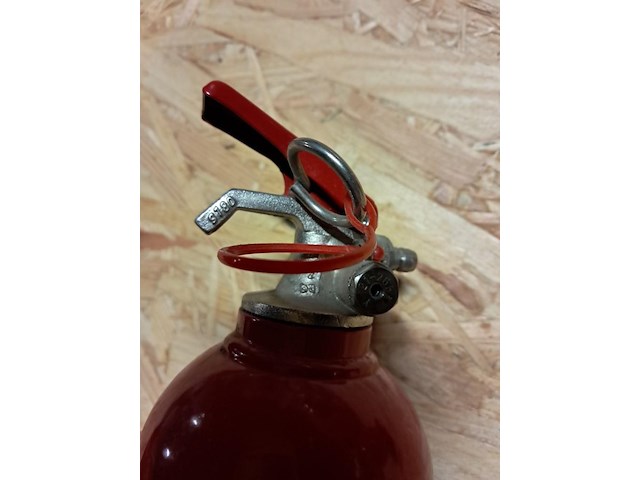 Oude brandblus apparaten 2 stuks - afbeelding 3 van  5