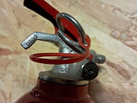 Oude brandblus apparaten 2 stuks - afbeelding 3 van  5