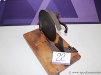 Oude broodsnijder alexanderwerk - afbeelding 1 van  3