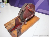 Oude broodsnijder alexanderwerk - afbeelding 2 van  3