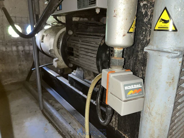 Oude compressor mattei - afbeelding 2 van  7