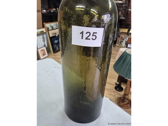 Oude grote fles - afbeelding 3 van  3