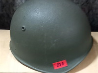 Oude helm - afbeelding 1 van  1