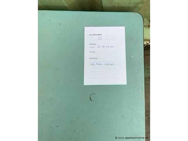 Oude houten schooltafel afm plm 120 x 80 x 52 cm - afbeelding 2 van  2