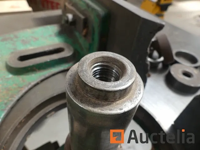 Oude houtfreesmachine merk en onbekend model - afbeelding 9 van  13