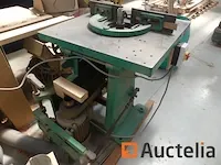 Oude houtfreesmachine merk en onbekend model - afbeelding 11 van  13