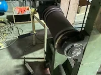 Oude hydraulische drukpers - afbeelding 2 van  13