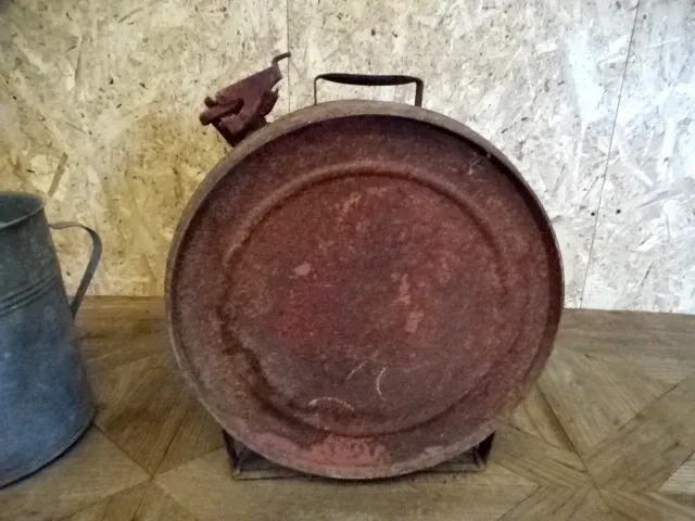 Oude jerrycan - afbeelding 3 van  4