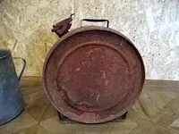 Oude jerrycan - afbeelding 3 van  4