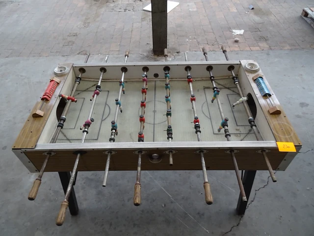 Oude kickertafel - afbeelding 2 van  8