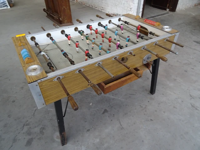 Oude kickertafel - afbeelding 8 van  8