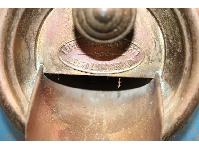 Oude koffiedispenser - afbeelding 6 van  6