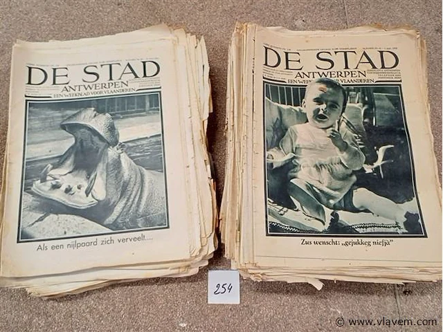 Oude kranten - afbeelding 1 van  3