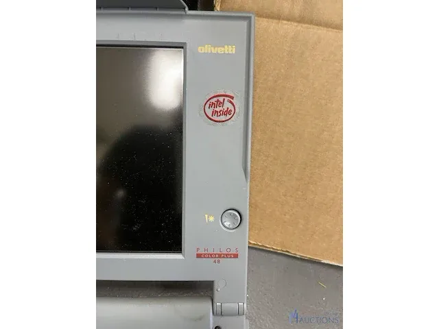 Oude laptop olivetti - afbeelding 2 van  4