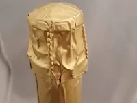 Oude leffe bierfles jeroboam en magnum fles zonder etiket - afbeelding 3 van  6